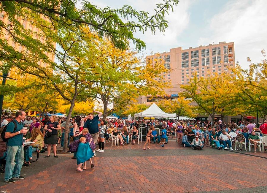 {{https://mixerdates.com/?ch=mixerblog}}Boise Farmers Market where Idaho singles meet